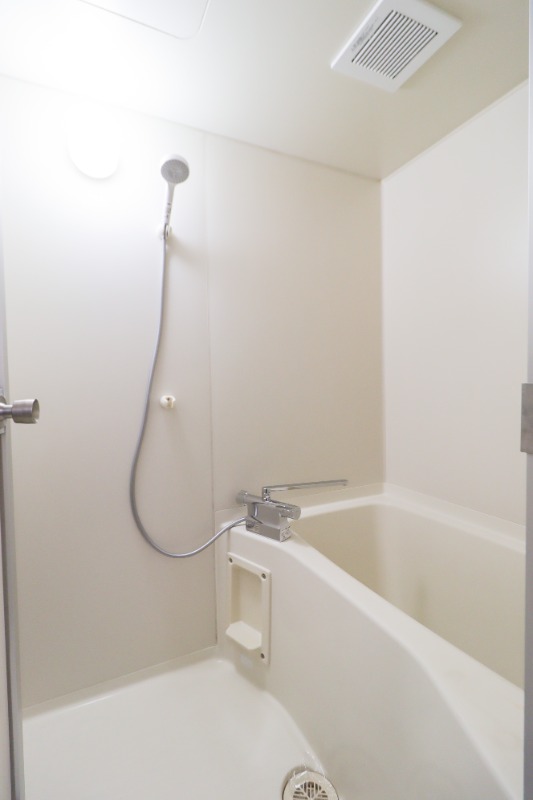 バス・シャワールーム　図面と現状に相違がある場合には現状を優先