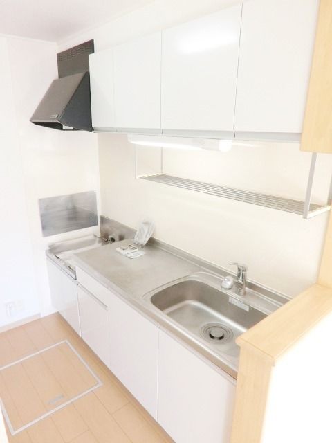 キッチン　広々としたキッチンスペース