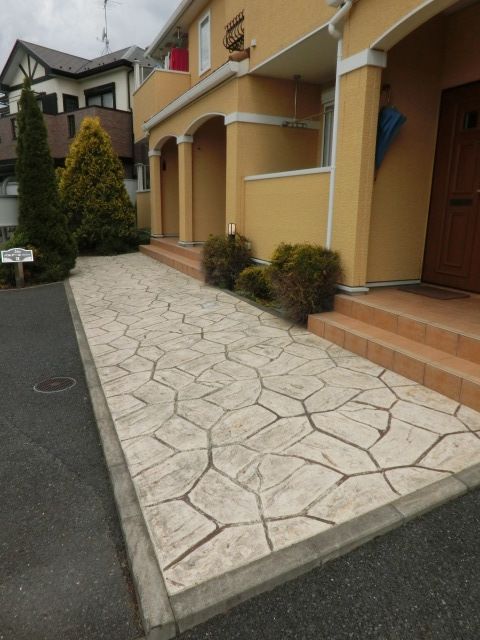 エントランス　こちらから各お部屋へ♪