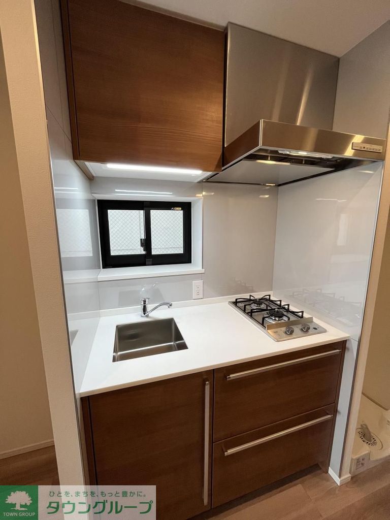 キッチン　玄関