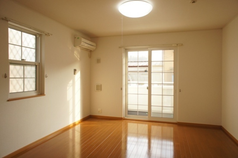 居室・リビング　図面と現状に相違がある場合には現状を優先