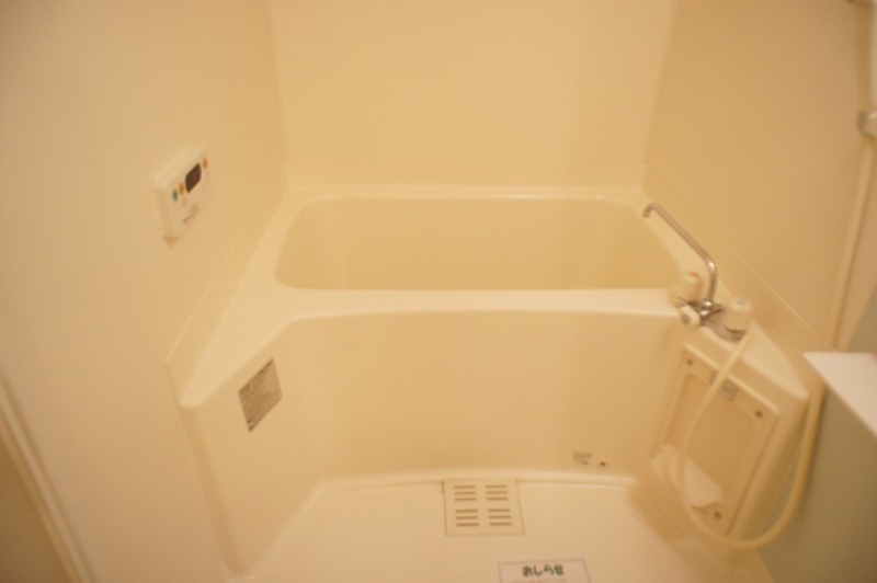 バス・シャワールーム　図面と現状に相違がある場合には現状を優先