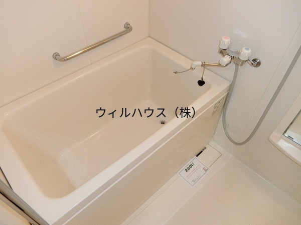 バス・シャワールーム　キレイな浴室です！