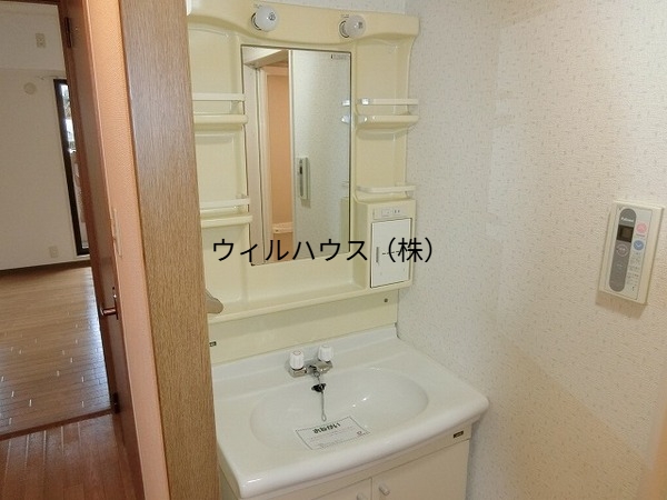 洗面設備　独立洗面台！