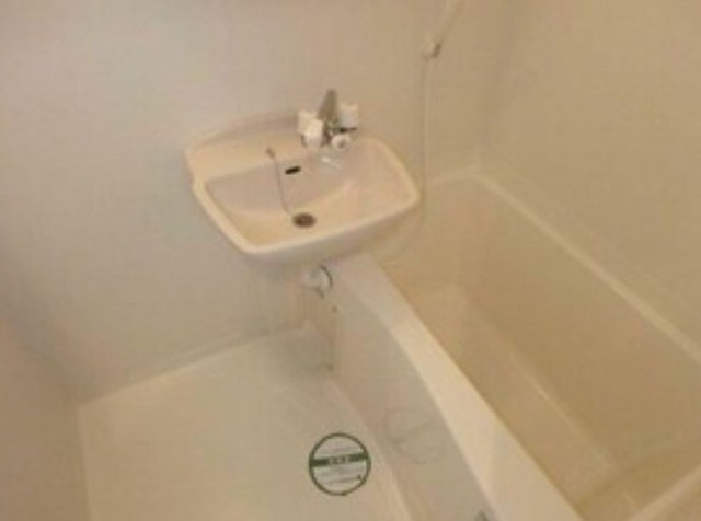 バス・シャワールーム　※別号室参考写真