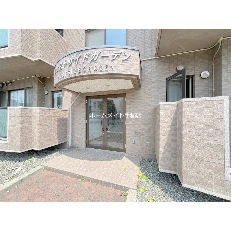 エントランス　エントランス部分です！