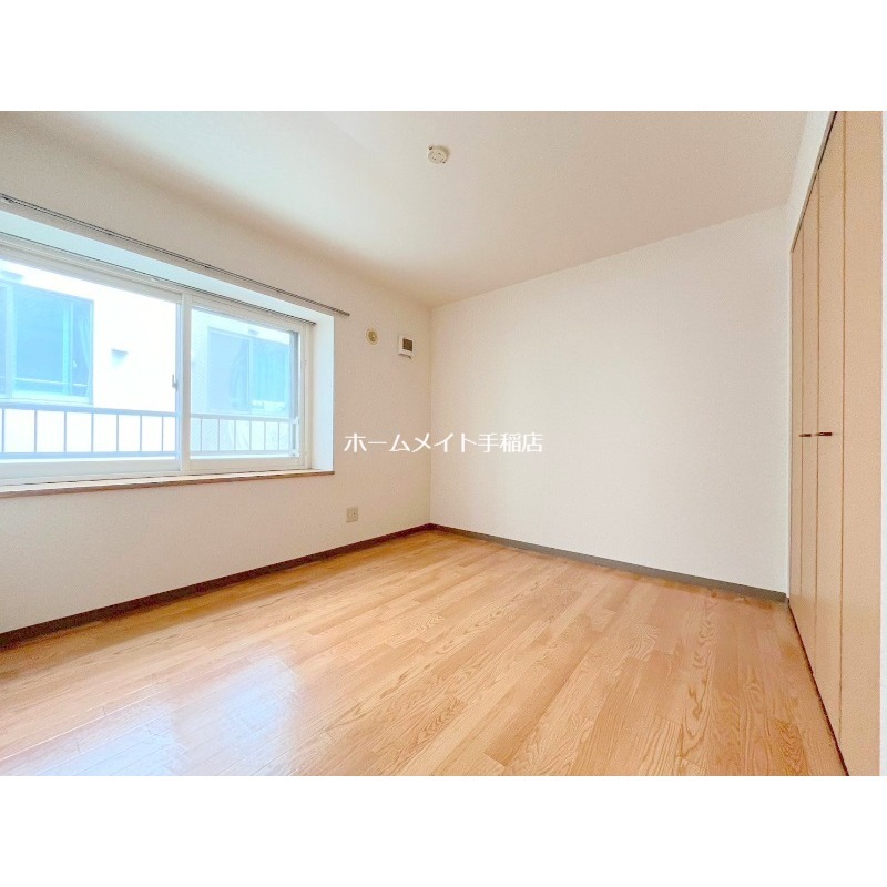 その他部屋・スペース　明るい洋室♪