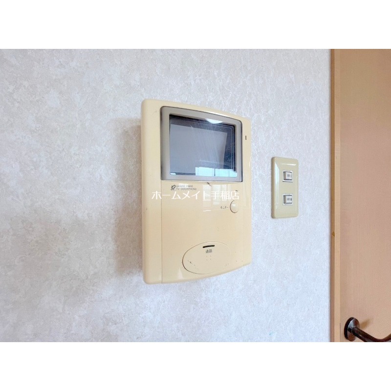 セキュリティ　モニター付きインターホン♪