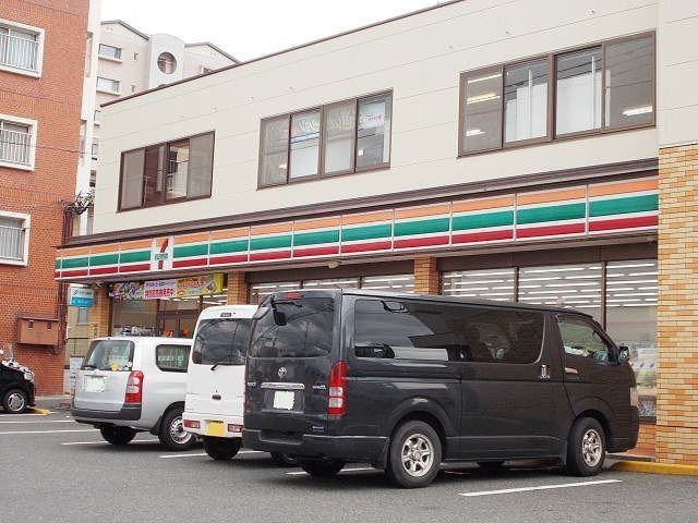 コンビニ　セブンイレブン門司原町別院店（コンビニ）まで581m