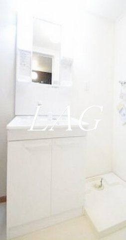 洗面設備　独立洗面台です。