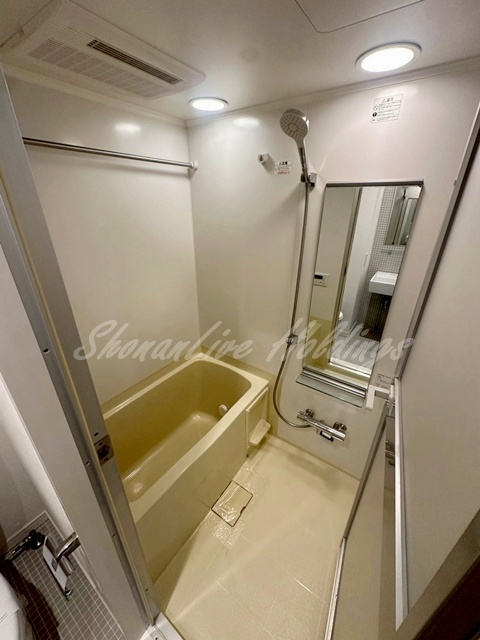 バス・シャワールーム　清潔感のあるバス♪