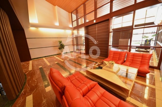 ロビー　ロイヤルパークス桃坂　ロビー