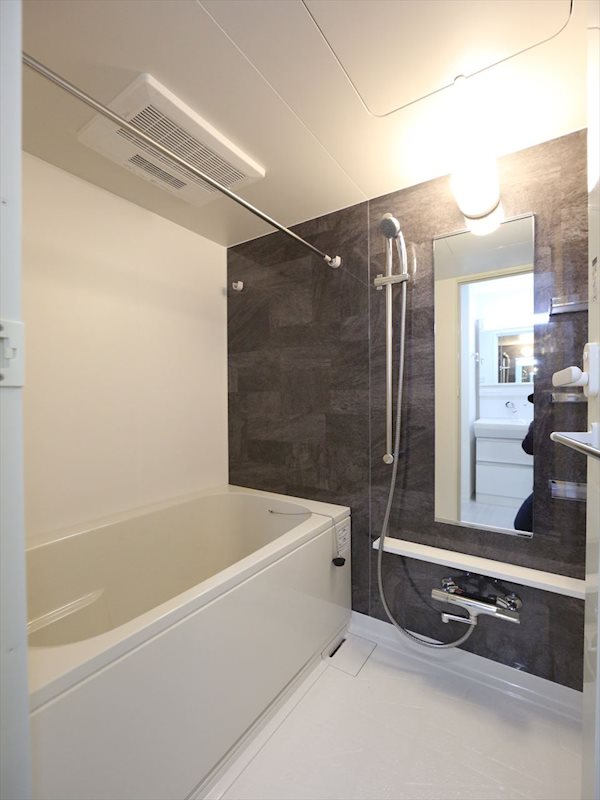 バス・シャワールーム　バスルーム　浴室暖房乾燥機　追い焚き　オートバス