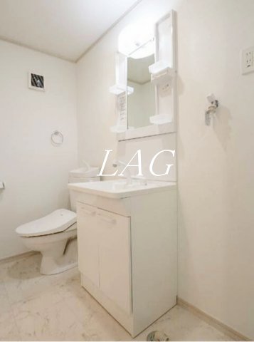 洗面設備　洗面台です。