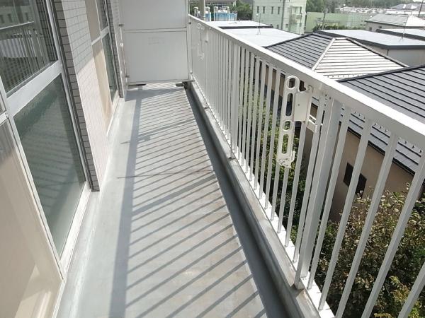 バルコニー　バルコニー（テラス）