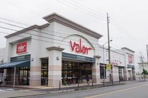 スーパー　バロー港栄店（スーパー）まで615m