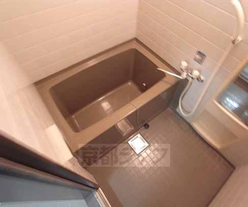 バス・シャワールーム　追炊機能付のお風呂です。