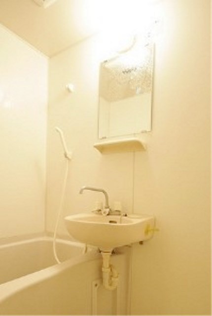 洗面設備　別部屋同仕様タイプ