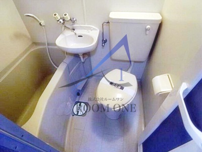 バス・シャワールーム　お風呂です。