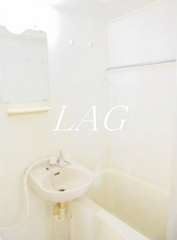 洗面設備　洗面台です。