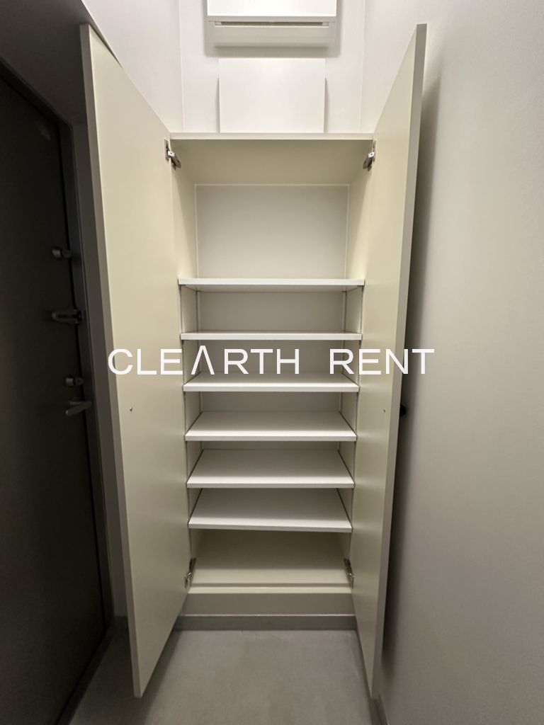 収納　長屋住居で共用部を通らず、住居の中に入ることができます