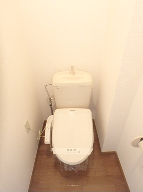 トイレ　図面と現状に相違がある場合には現状を優先