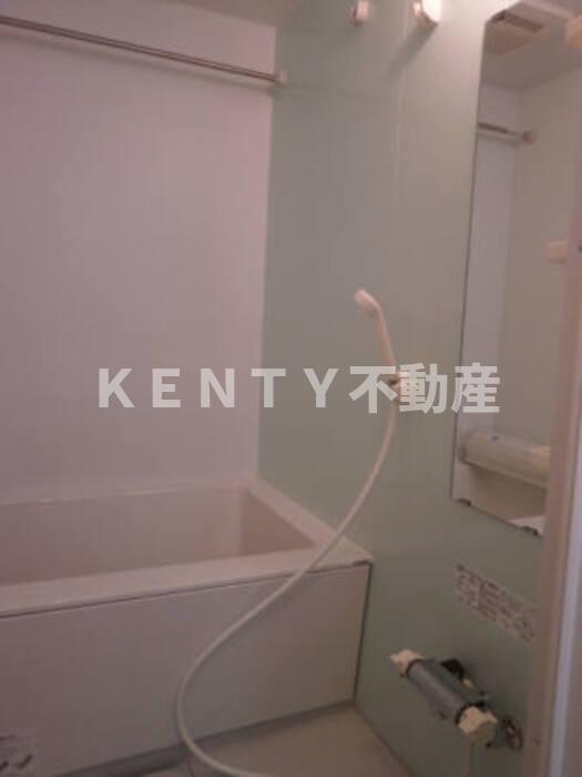 バス・シャワールーム　日々の疲れを癒すお風呂付です