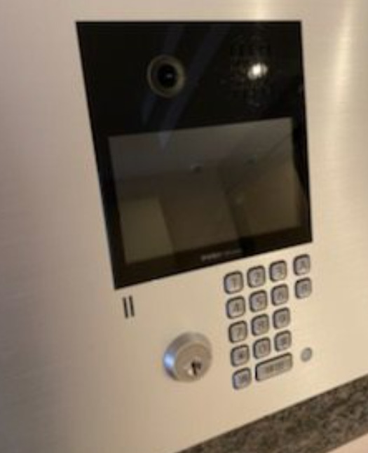 セキュリティ　Ｄ’クラディア横浜白楽