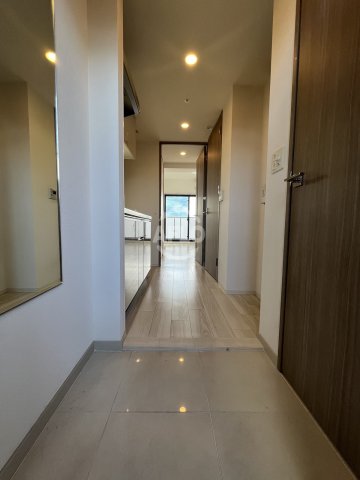 玄関　レジュールアッシュ京橋ファーストステージ　玄関