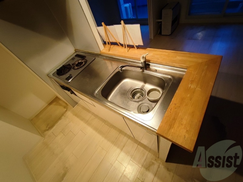 キッチン　２口システムキッチンですのですぐにお料理に使えます！