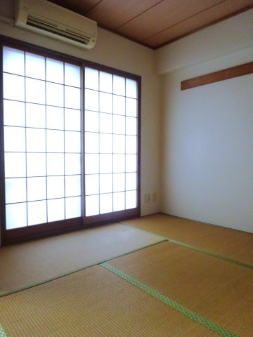 居室・リビング　＊イメージです／同タイプのお部屋です