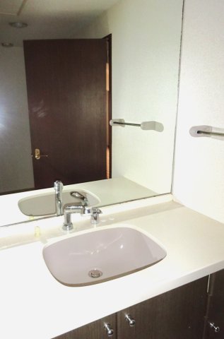 洗面設備　＊イメージです／同タイプのお部屋です