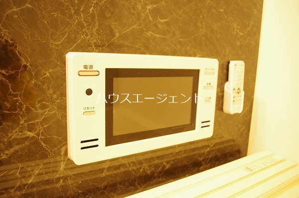 その他設備　お風呂にはＴＶついてます。※参考画像