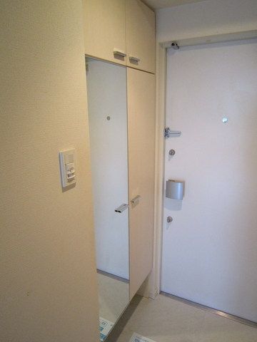 玄関　鏡付きシューズBOX