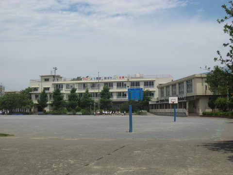 小学校　下野市立祇園小学校（小学校）まで441m