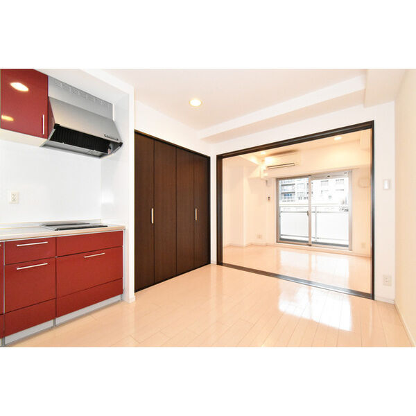 居室・リビング　イメージとして同建物他部屋を表示しています