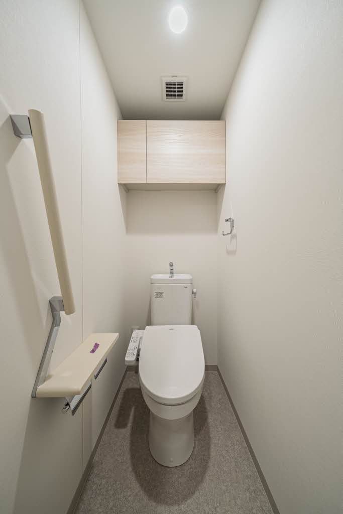 トイレ　トイレ