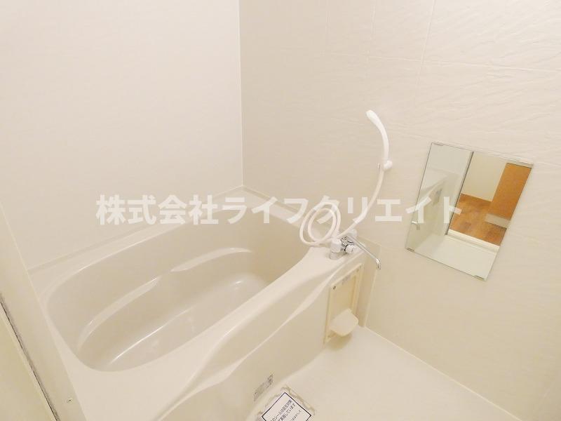 バス・シャワールーム　※退去予定の為、別号室のイメージ写真です。