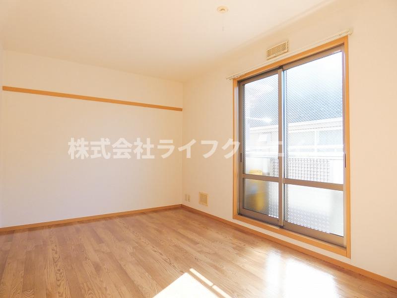 居室・リビング　※退去予定の為、別号室のイメージ写真です。