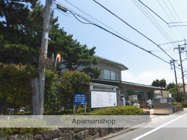 図書館　辻堂市民図書館（図書館）まで258m