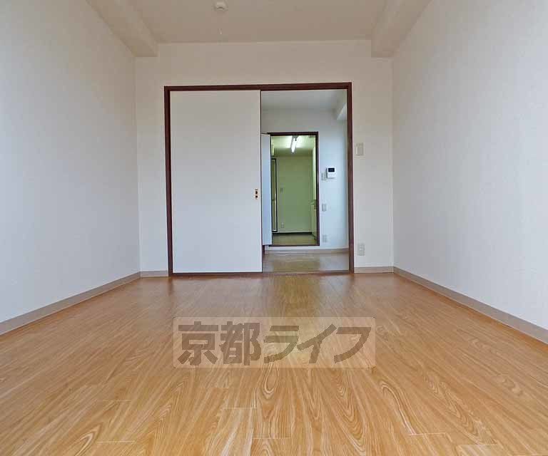 居室・リビング　広々としたリビングです。