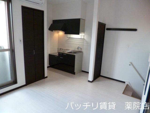 居室・リビング　※同型タイプ写真の為、現状優先。