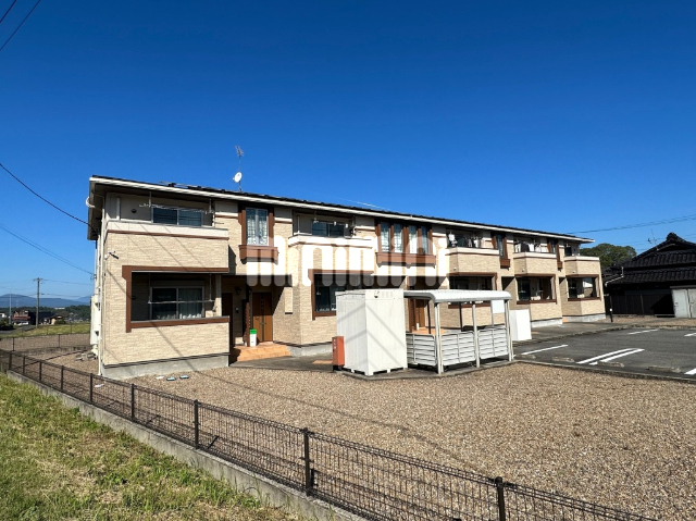 建物外観　女性に人気のあるお洒落な外観