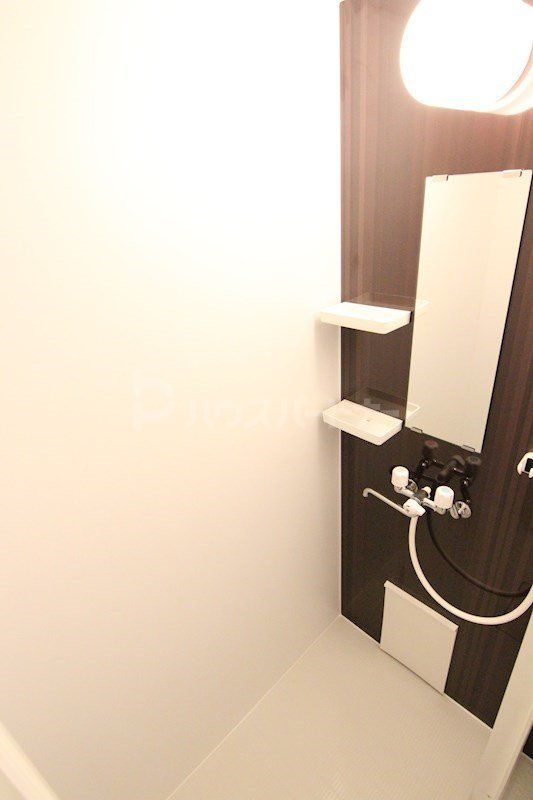 バス・シャワールーム　シャワールーム