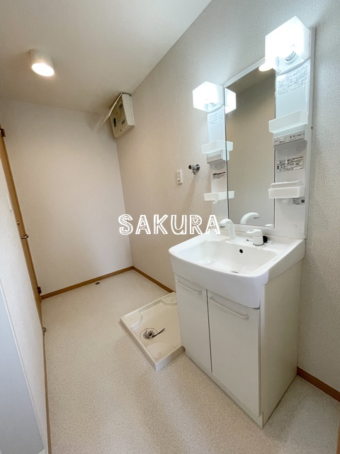 洗面設備　忙しい朝には欠かせない洗面所です♪