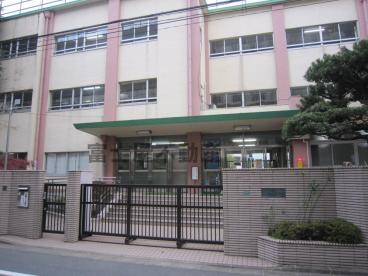 小学校　豊島区立高松小学校（小学校）まで325m