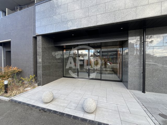 エントランス　プレサンスブルーム東三国　エントランス