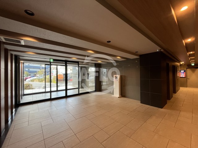 ロビー　プレサンスブルーム東三国　ロビー