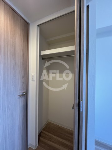 収納　プレサンスブルーム東三国　クローゼット