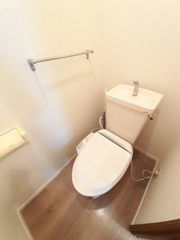 トイレ　ゆったりとした空間のトイレです